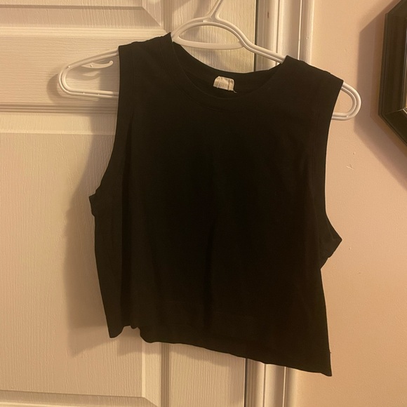 Aritzia Wilfred Free Weekend Tank - Picture 1 of 1
